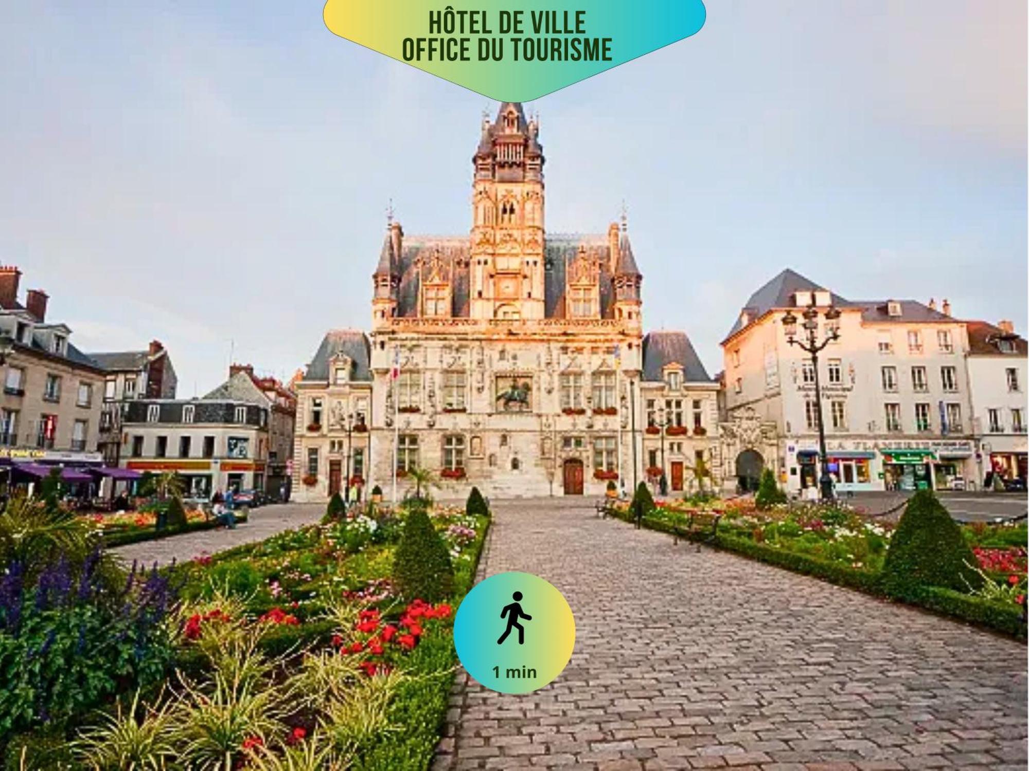 Le Corneille - Ideal Pros & Couples - Centre Historique - Chateau 5Min - Gare 10Min - Au Calme - Fibre Compiegne Exterior photo